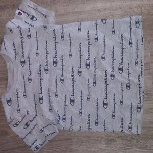 Champion t shirt